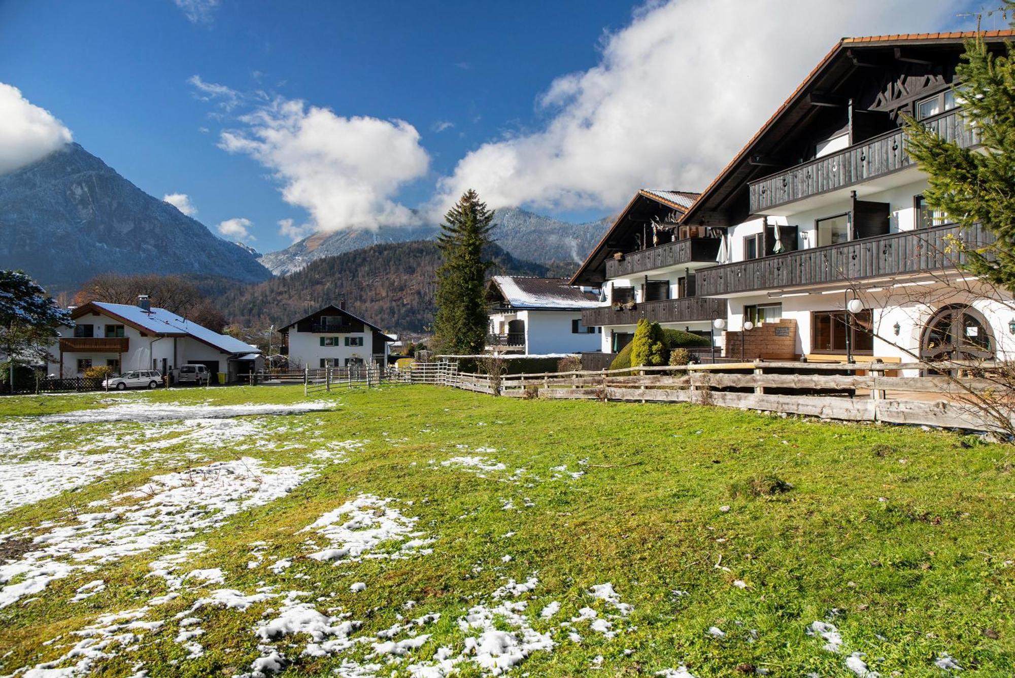 Ferienwohnung Almzeit Farchant Exterior foto
